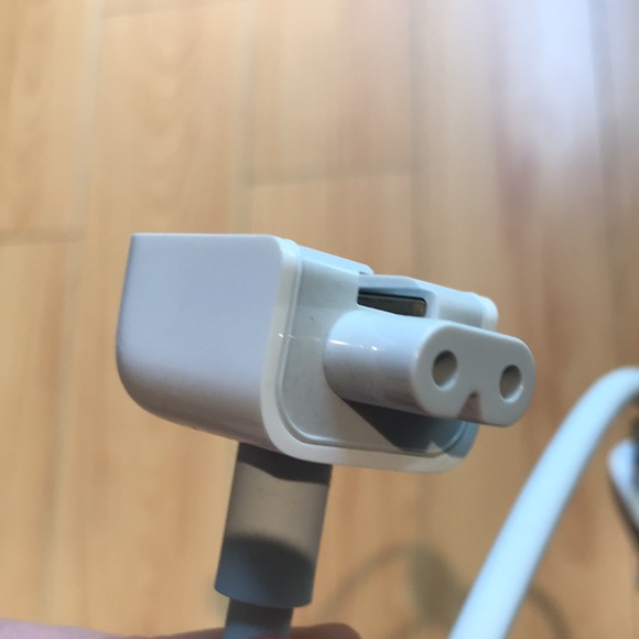 MacBook Extension Cable - Picture 2 of 2